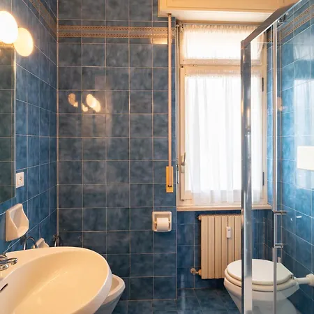 Guesthost - Balcony With Parking 公寓 圣雷默