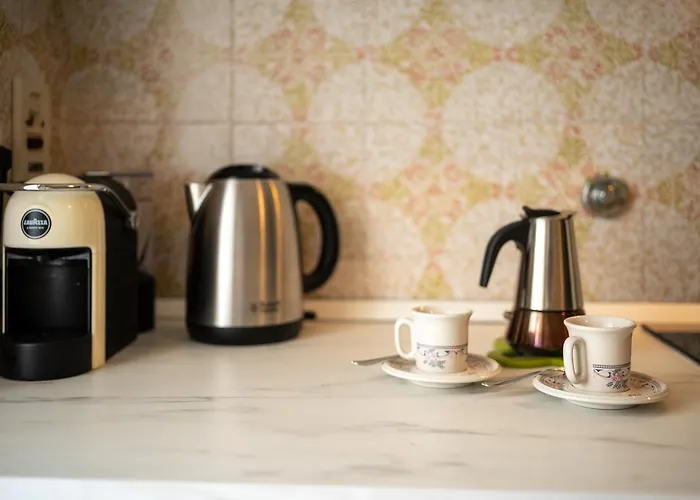 Guesthost - Balcony With Parking Σαν Ρέμο