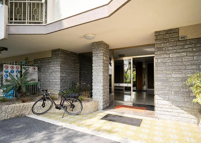 Διαμέρισμα Guesthost - Balcony With Parking