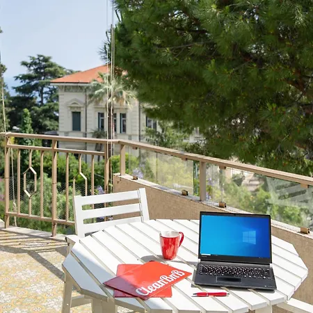 Guesthost - Balcony With Parking * San Remo